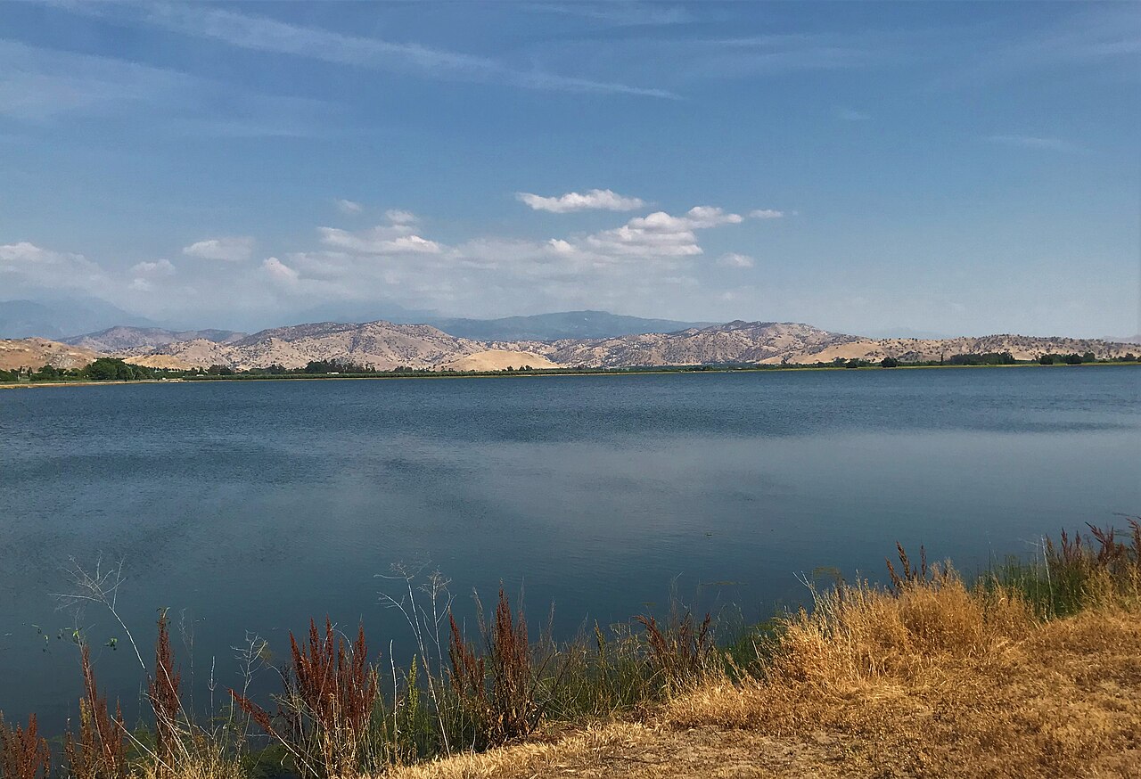 Bravo Lake in Woodlake, California